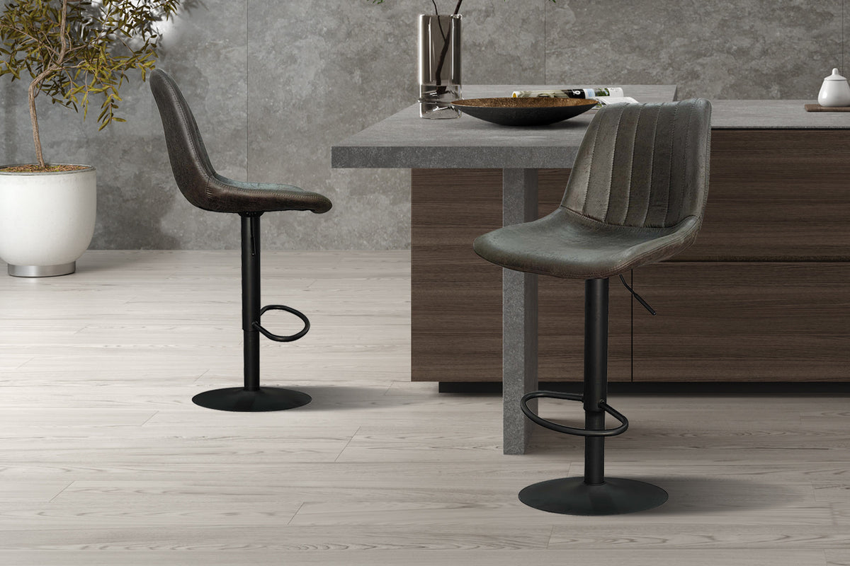 Barstoel 'Barcelona' PU Ote Topper 05 Donkerbruin (2/doos)